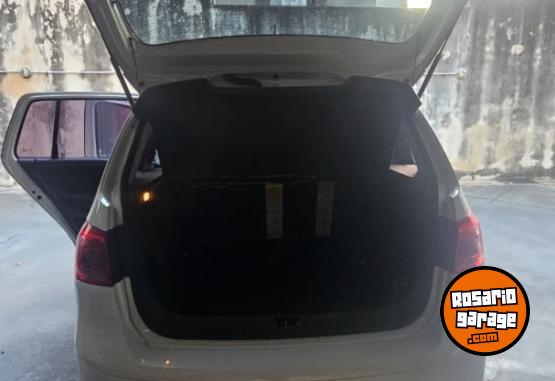 Autos - Volkswagen Suran 2014 GNC 135000Km - En Venta