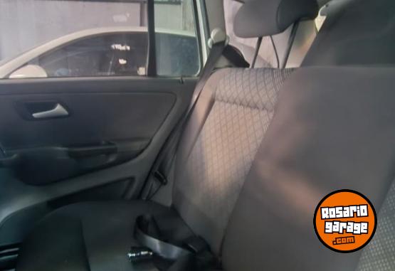 Autos - Volkswagen Suran 2014 GNC 135000Km - En Venta
