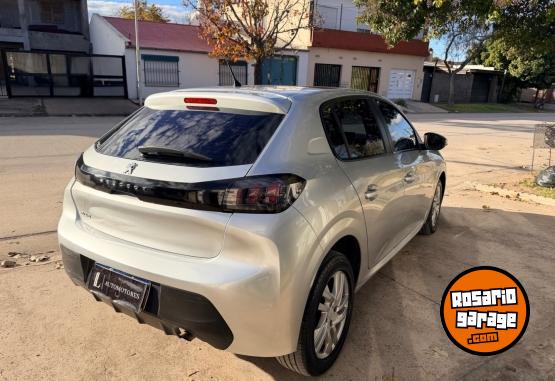 Autos - Peugeot 208 Active 2021 Nafta 80000Km - En Venta