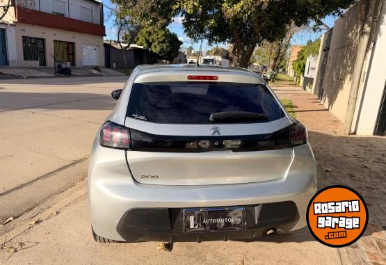 Autos - Peugeot 208 Active 2021 Nafta 80000Km - En Venta
