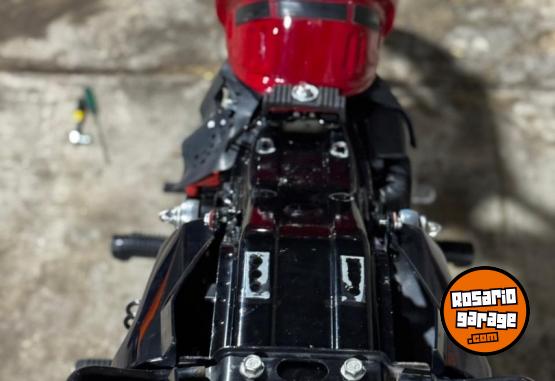 Motos - Honda Titan ESD 150 2015 Nafta 63000Km - En Venta