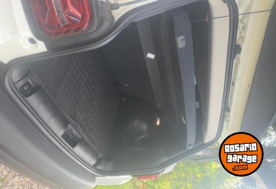Camionetas - Jeep Renegade Sport 2025 Nafta 3700Km - En Venta