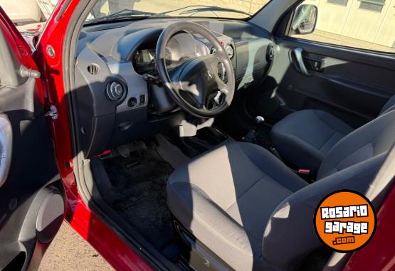 Utilitarios - Peugeot Berlingo 2019 Diesel 27000Km - En Venta