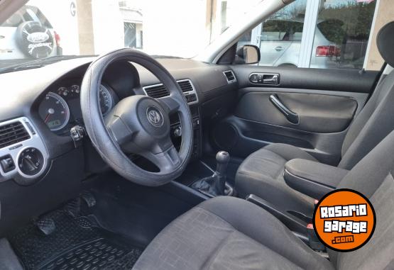 Autos - Volkswagen Bora Trendline tdi 2010 Diesel 260000Km - En Venta