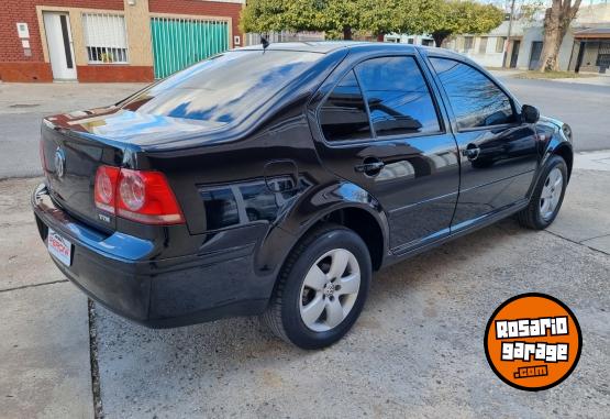 Autos - Volkswagen Bora Trendline tdi 2010 Diesel 260000Km - En Venta