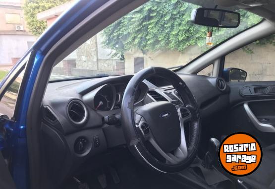 Autos - Ford Fiesta Kinetic Titanium 2011 Nafta 185000Km - En Venta