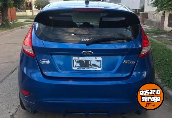 Autos - Ford Fiesta Kinetic Titanium 2011 Nafta 185000Km - En Venta