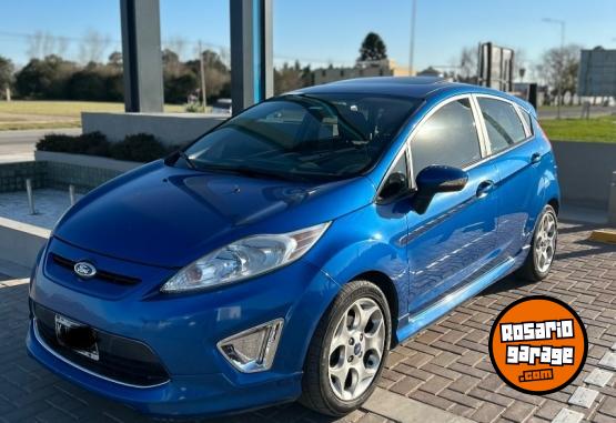 Autos - Ford Fiesta Kinetic Titanium 2011 Nafta 185000Km - En Venta