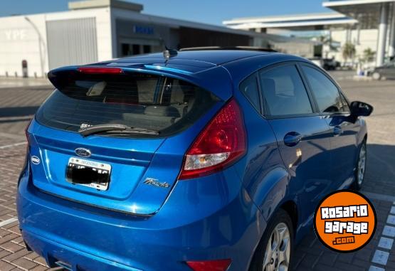 Autos - Ford Fiesta Kinetic Titanium 2011 Nafta 185000Km - En Venta