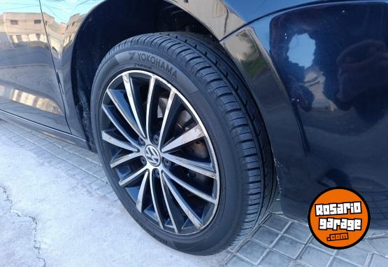 Autos - Volkswagen VENTO 2.0 TSI SPORTLINE 2011 Nafta 150000Km - En Venta
