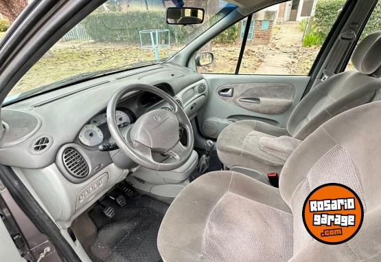 Autos - Renault Scenic 2.0 16v PRIVILEGE 2006 Nafta 121500Km - En Venta