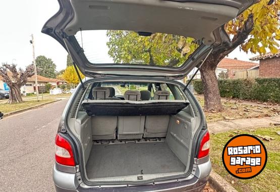 Autos - Renault Scenic 2.0 16v PRIVILEGE 2006 Nafta 121500Km - En Venta