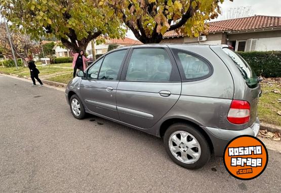 Autos - Renault Scenic 2.0 16v PRIVILEGE 2006 Nafta 121500Km - En Venta