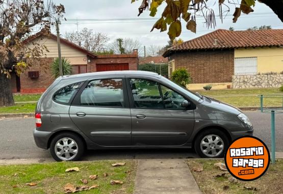 Autos - Renault Scenic 2.0 16v PRIVILEGE 2006 Nafta 121500Km - En Venta