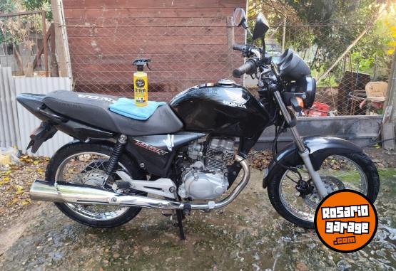 Motos - Honda Titán 150cc 2012 Nafta 48000Km - En Venta