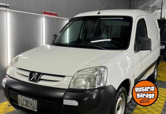 Utilitarios - Peugeot Patner 2015 Nafta 230000Km - En Venta