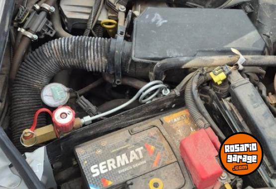 Utilitarios - Renault Kangoo ph3 confort 1.6 2016 Nafta 96824Km - En Venta