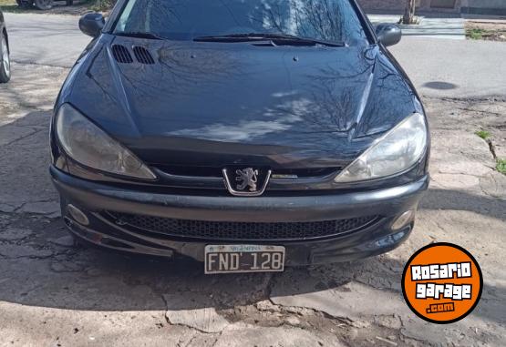 Autos - Peugeot 206 2006 Diesel 187000Km - En Venta
