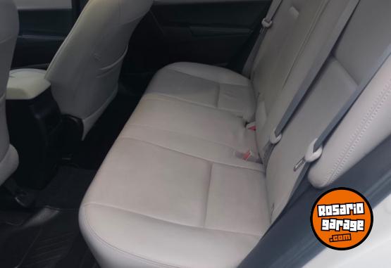 Autos - Toyota Corolla XEI Pack 2016 Nafta 102000Km - En Venta