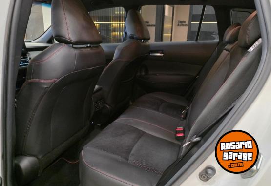 Autos - Toyota COROLLA CROSS GR-SPORT CV 2025 Nafta 16000Km - En Venta
