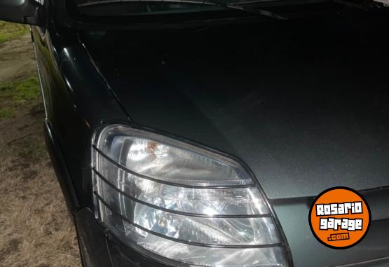 Utilitarios - Peugeot Partner Patagonica 2014 GNC 140000Km - En Venta