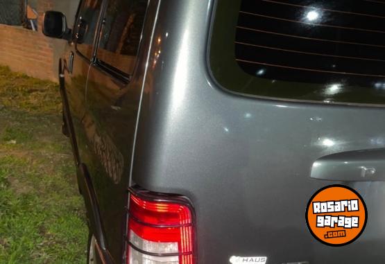 Utilitarios - Peugeot Partner Patagonica 2014 GNC 140000Km - En Venta