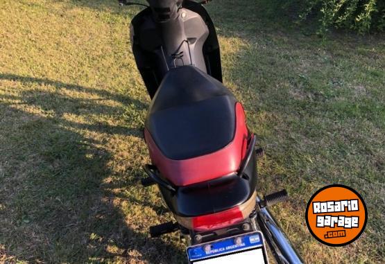 Motos - Gilera Gilera Smash 110 full 2024 Nafta 12000Km - En Venta