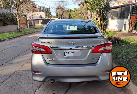 Autos - Nissan Sentra pure drive 2015 Nafta 180000Km - En Venta