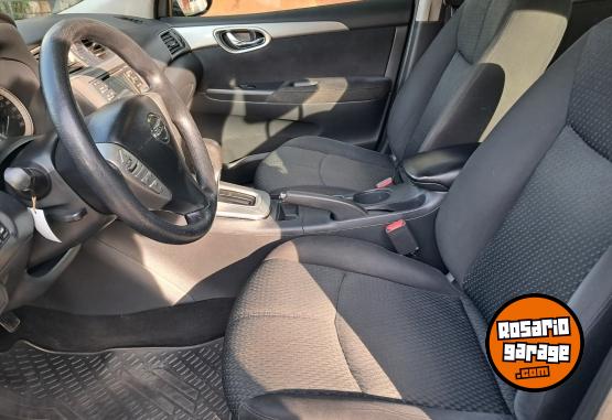 Autos - Nissan Sentra pure drive 2015 Nafta 180000Km - En Venta