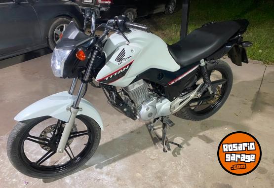 Motos - Honda Titan 150 2021 Nafta 23000Km - En Venta