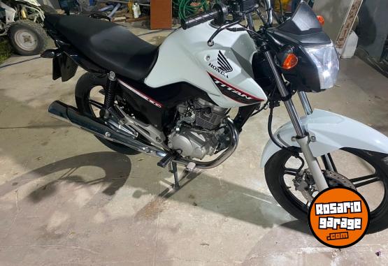 Motos - Honda Titan 150 2021 Nafta 23000Km - En Venta
