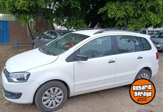 Autos - Volkswagen Suran 2014 Nafta 138000Km - En Venta