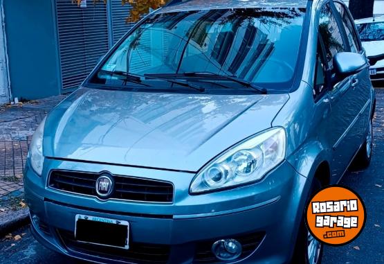 Autos - Fiat IDEA Attractive 2011 Nafta 139700Km - En Venta