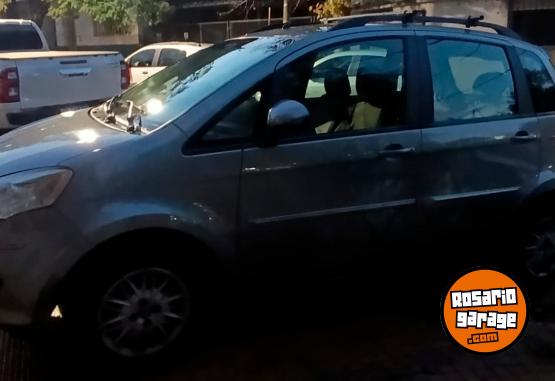 Autos - Fiat IDEA Attractive 2011 Nafta 139700Km - En Venta