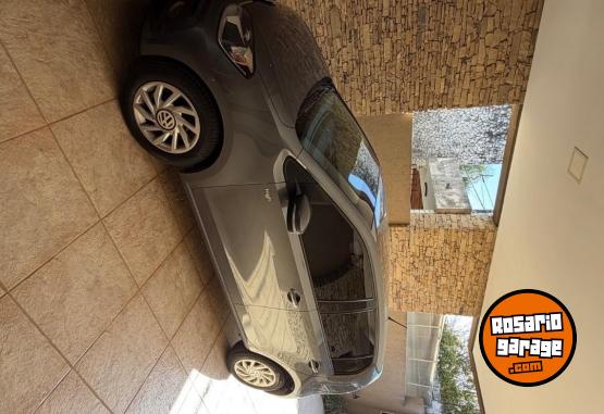 Autos - Volkswagen High Up 2018 Nafta 48000Km - En Venta