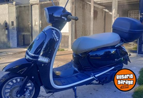 Motos - Gilera Piccola SG 150 2023 Nafta 9500Km - En Venta