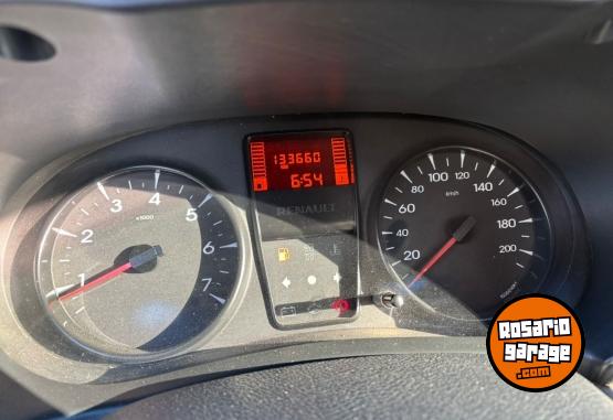 Autos - Renault Clio 1,2 2011 Nafta 133000Km - En Venta