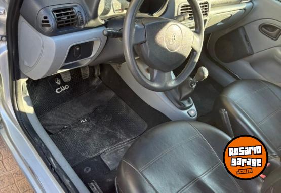 Autos - Renault Clio 1,2 2011 Nafta 133000Km - En Venta