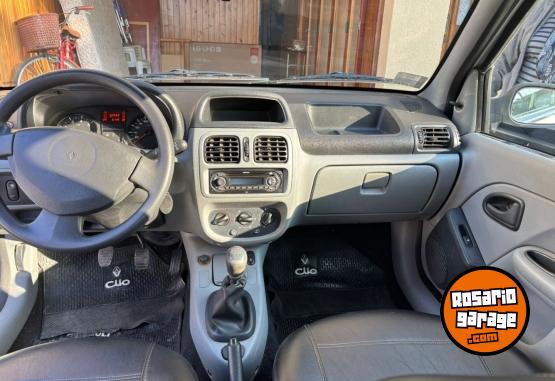 Autos - Renault Clio 1,2 2011 Nafta 133000Km - En Venta