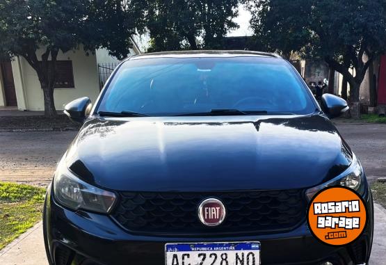 Autos - Fiat ARGO HGT ( tope de gama) 2018 Nafta 148000Km - En Venta