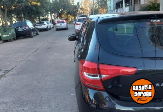 Autos - Renault Sandero Intens 2019 Nafta 76500Km - En Venta