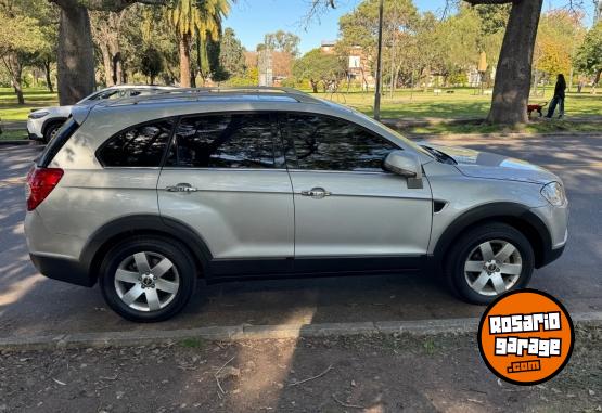 Camionetas - Chevrolet Captiva 2010 Diesel 210000Km - En Venta