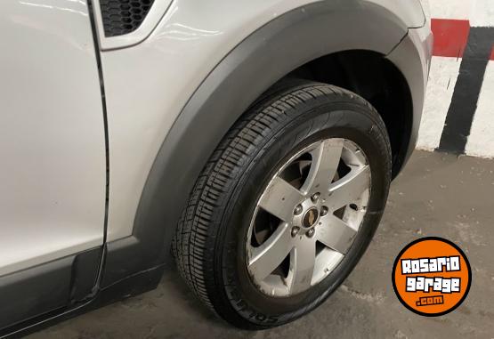 Camionetas - Chevrolet Captiva 2010 Diesel 210000Km - En Venta