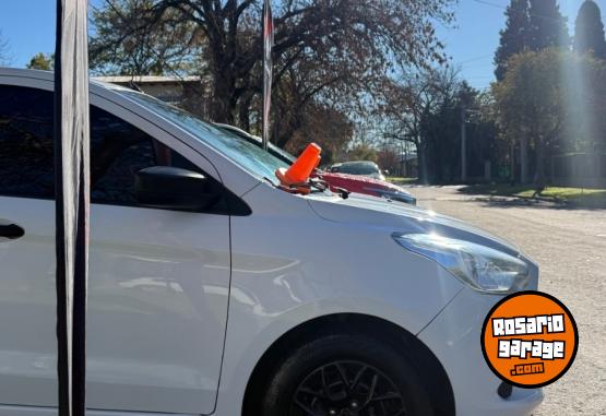 Autos - Ford S 2017 GNC 133000Km - En Venta