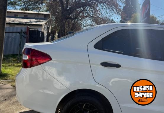 Autos - Ford S 2017 GNC 133000Km - En Venta