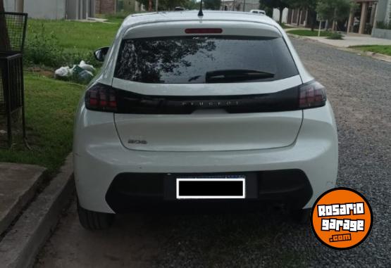 Autos - Peugeot 208 2022 Nafta 62000Km - En Venta
