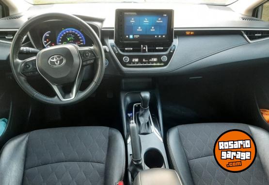 Autos - Toyota corolla hybrid XEi 2024 Electrico / Hibrido 20500Km - En Venta