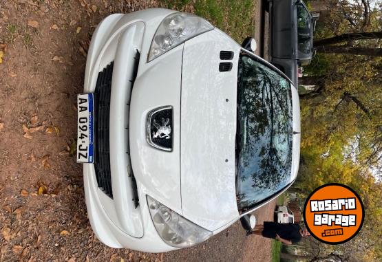 Autos - Peugeot Compact allure HDI 1.4 2016 Diesel 168000Km - En Venta