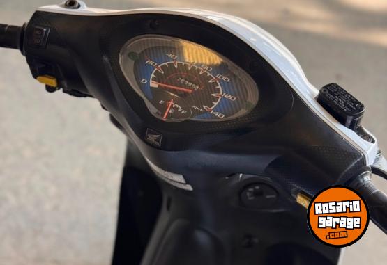 Motos - Honda BIZ FULL 125 2017 Nafta 26000Km - En Venta