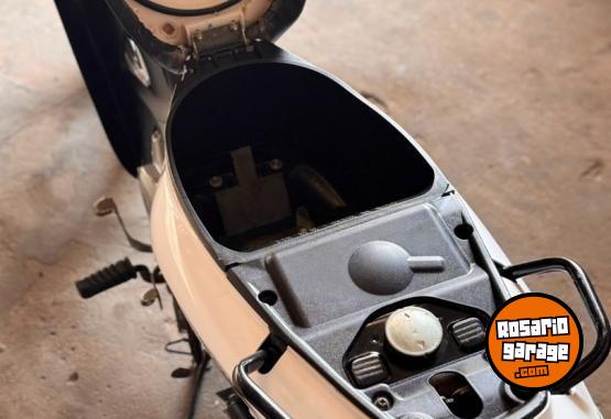 Motos - Honda BIZ FULL 125 2017 Nafta 26000Km - En Venta